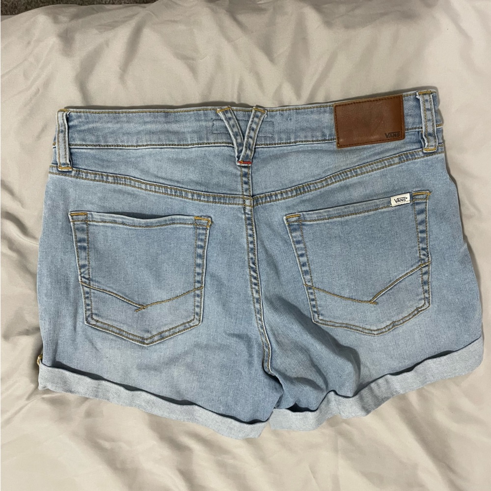 Vans shorts - Picture 2 of 3